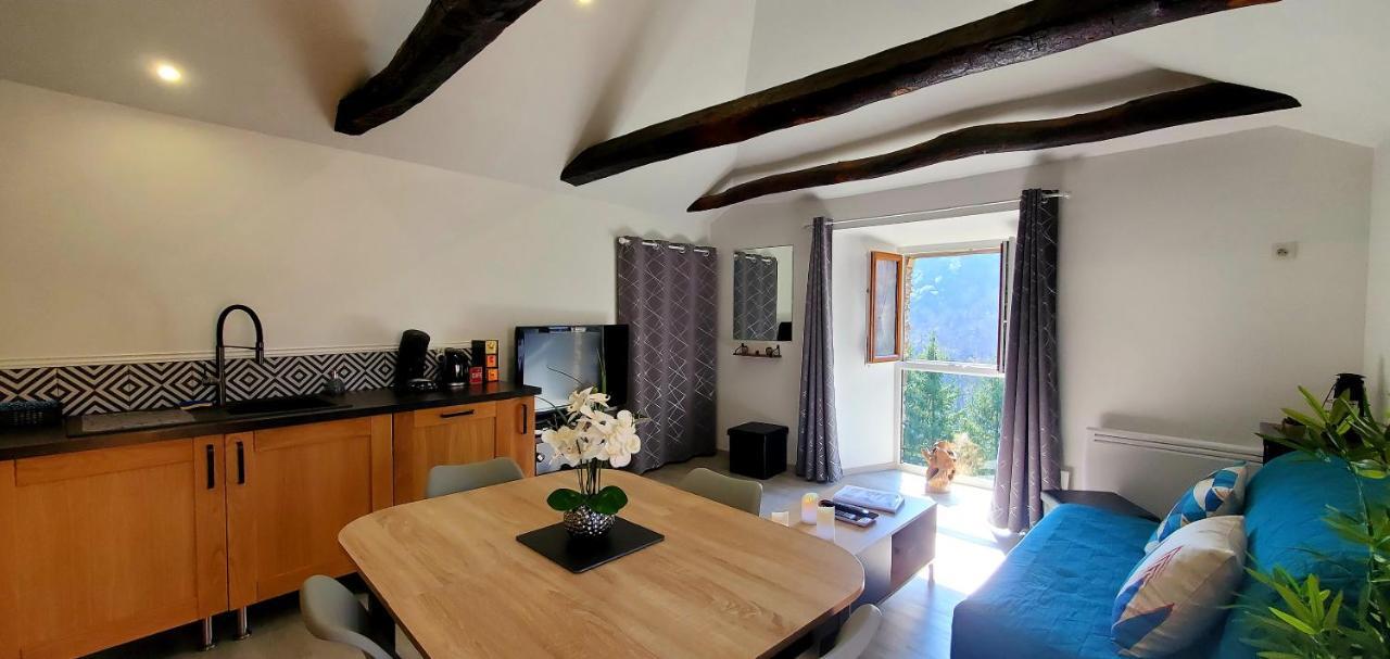 Gite De Combelebouze En Cevennes - Cosy, Confort Et Climatise - 3 Etoiles Saint-Privat-de-Vallongue エクステリア 写真